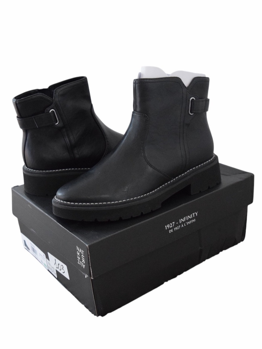NWT Naturalizer Women 8.5 W Platform Ankle Boots Utilitarian Edgy